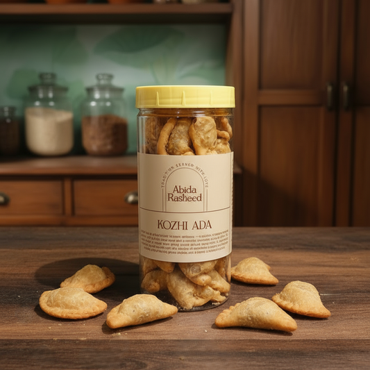 Jar of Abida Rasheed Kozhi Ada crackers on a wooden surface with jars in the background.